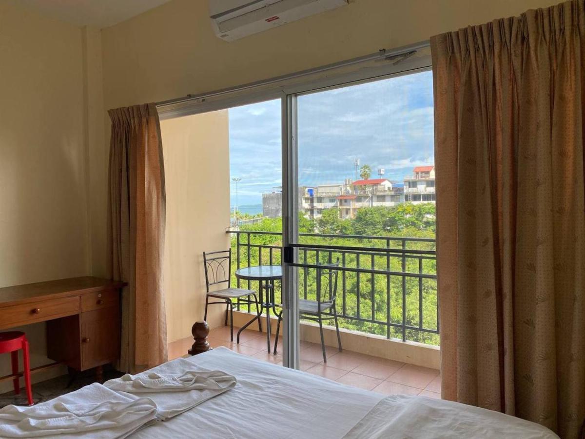 Orange Jomtien Hotell Exteriör bild