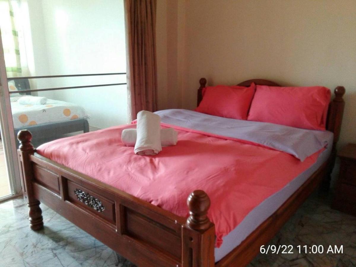 Orange Jomtien Hotell Exteriör bild